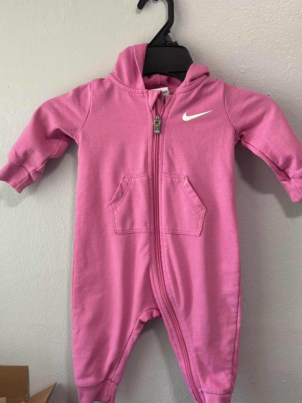 Nike Baby Pink Hooded Zip-Up One-Piece Footie